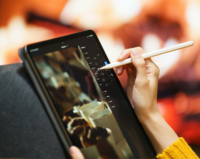 Broşür ve katalog baskı çizimleri – Lama Bilişim